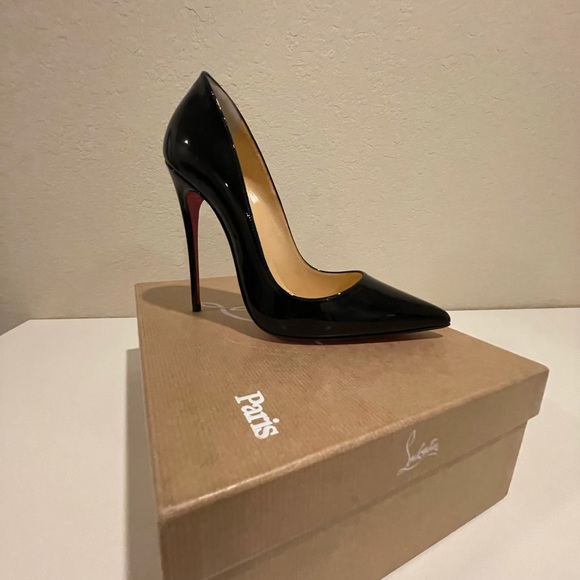 Louboutin So Kate - Picture 8 of 10